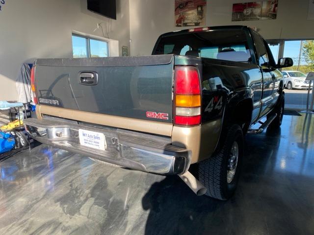 used 2006 GMC Sierra 2500 car, priced at $17,500