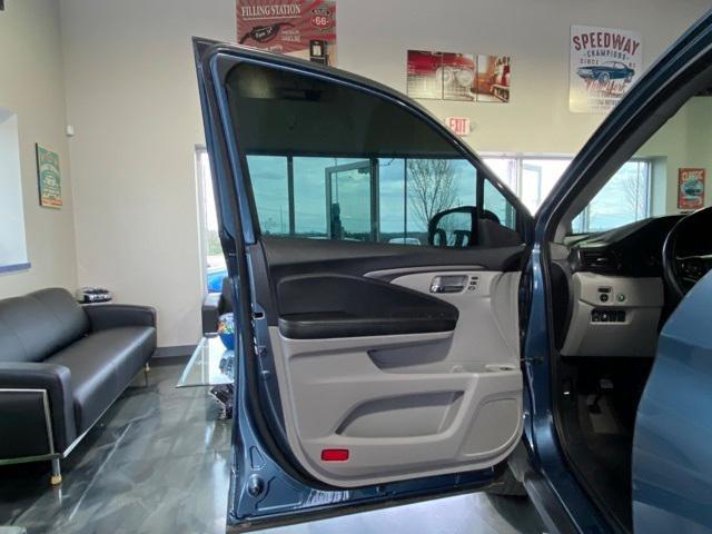 used 2021 Honda Pilot car, priced at $22,995