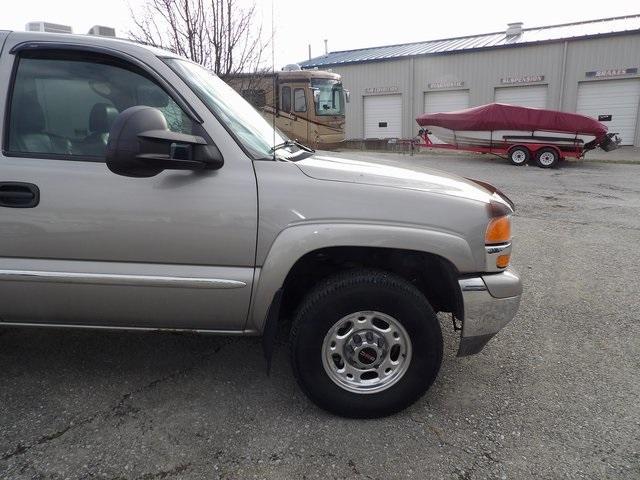 used 2002 GMC Sierra 1500 car, priced at $7,000