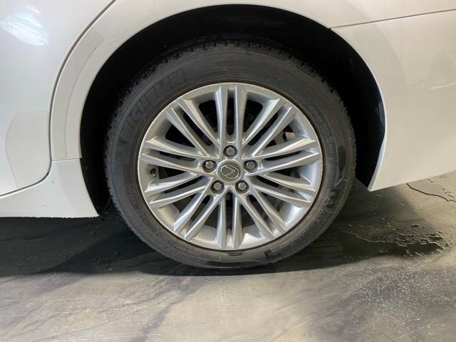 used 2015 Lexus ES 350 car, priced at $15,195