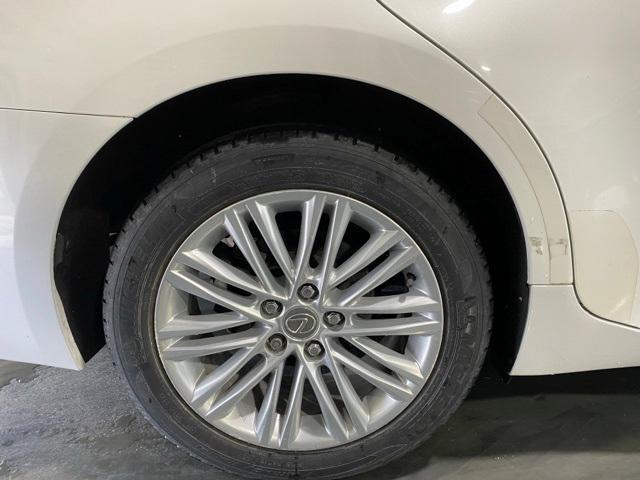 used 2015 Lexus ES 350 car, priced at $15,195
