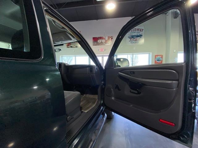 used 2006 GMC Sierra 2500 car, priced at $13,995