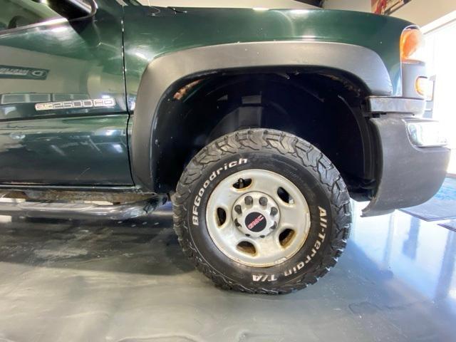 used 2006 GMC Sierra 2500 car, priced at $13,995