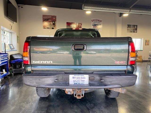 used 2006 GMC Sierra 2500 car, priced at $13,995