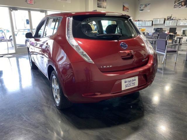 used 2013 Nissan Leaf car, priced at $7,500