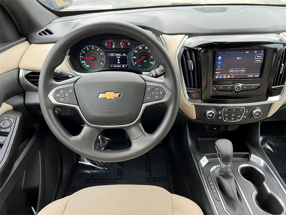 used 2023 Chevrolet Traverse car, priced at $26,845