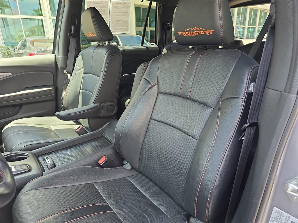 used 2022 Honda Passport car, priced at $32,786