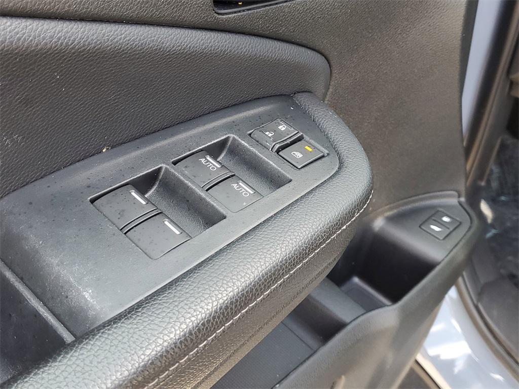used 2022 Honda Passport car, priced at $35,876