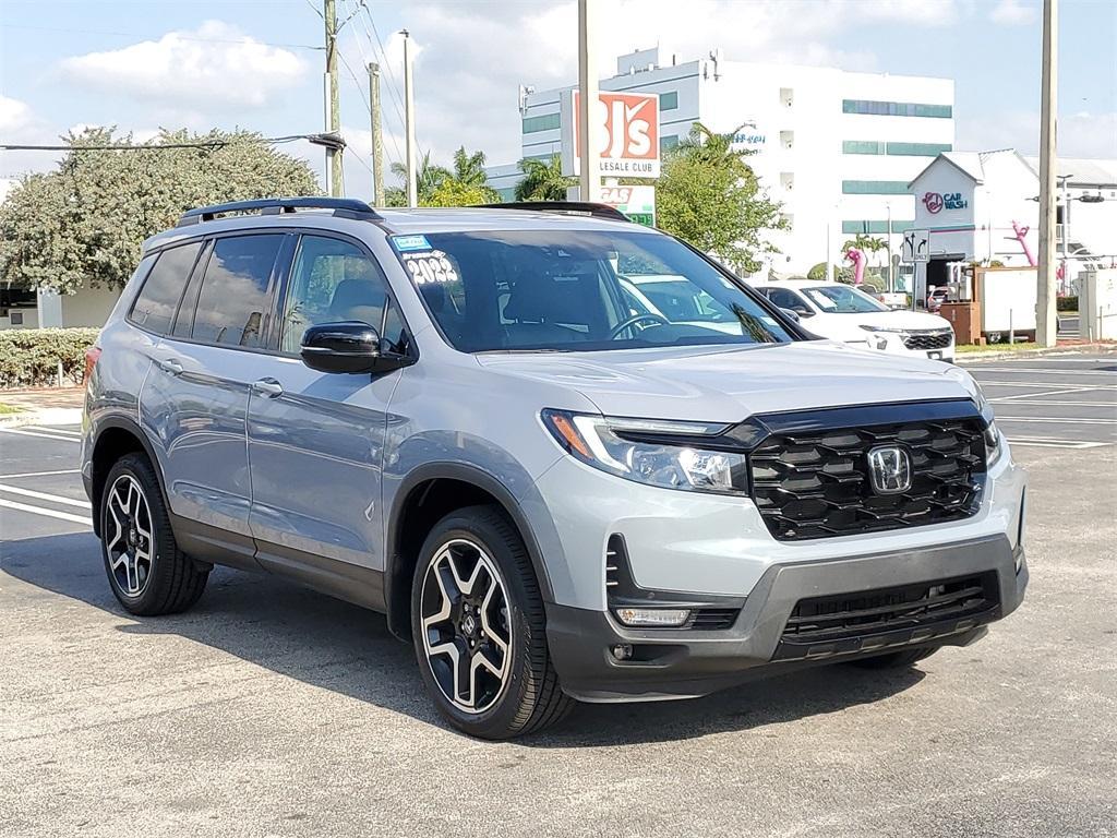 used 2022 Honda Passport car, priced at $35,876