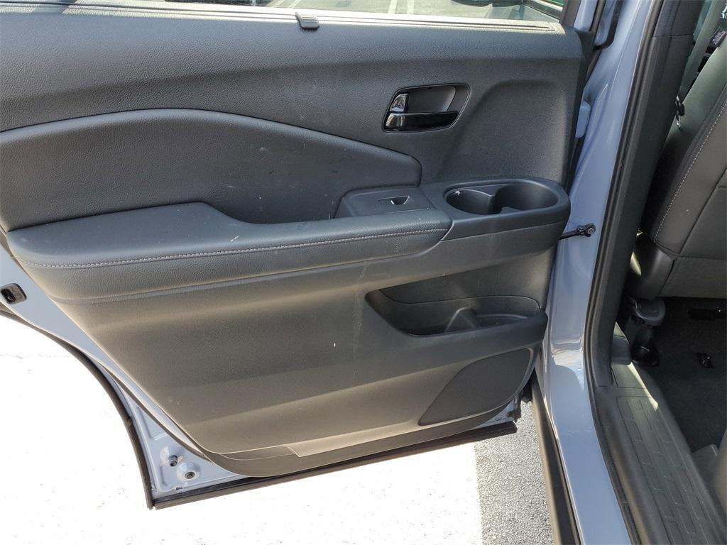 used 2022 Honda Passport car, priced at $35,876