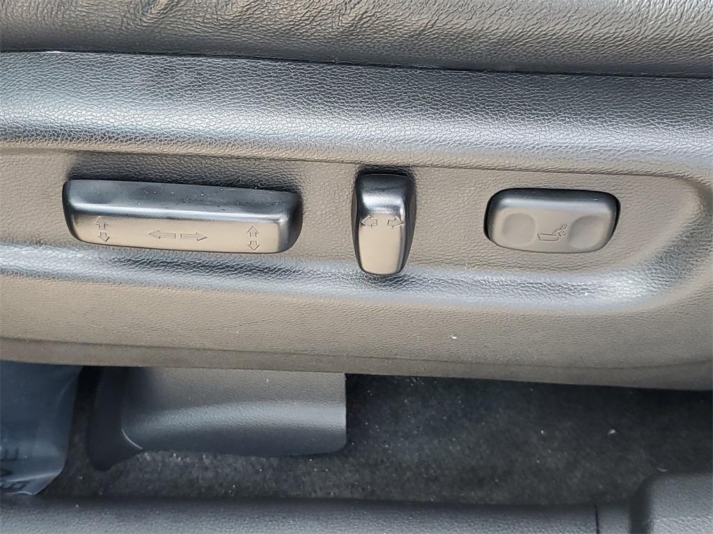 used 2022 Honda Passport car, priced at $35,876