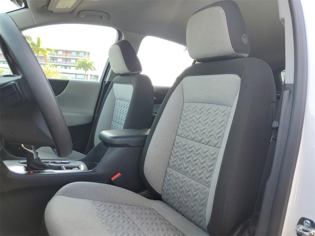 used 2024 Chevrolet Equinox car, priced at $22,995