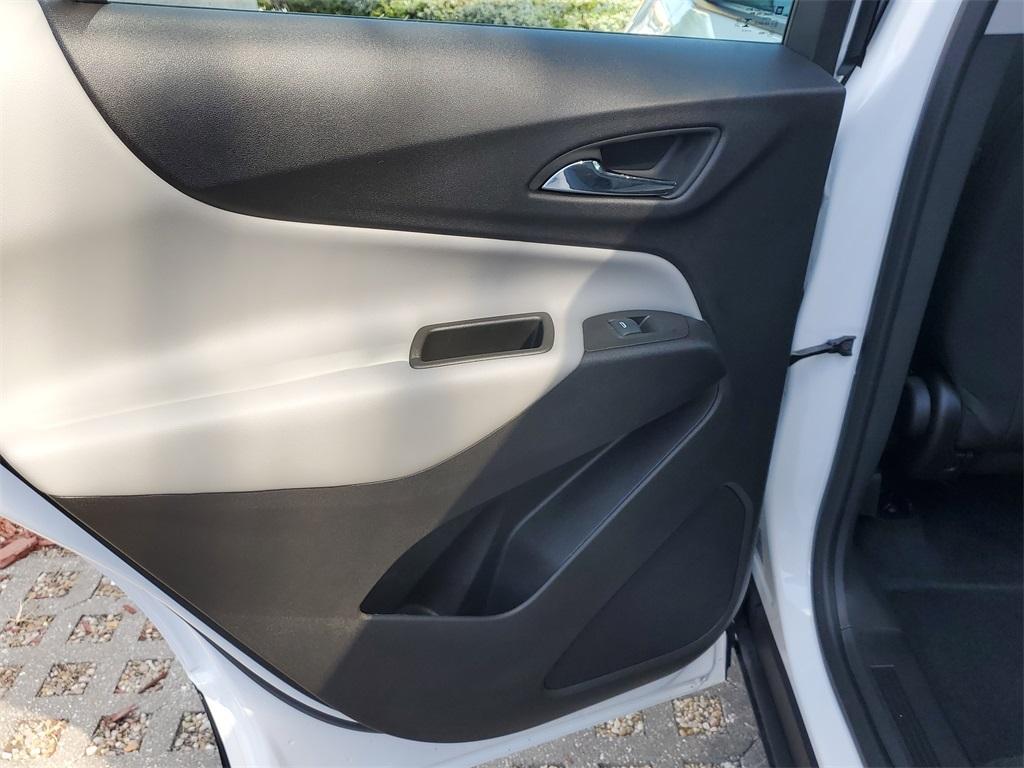 used 2024 Chevrolet Equinox car, priced at $22,995