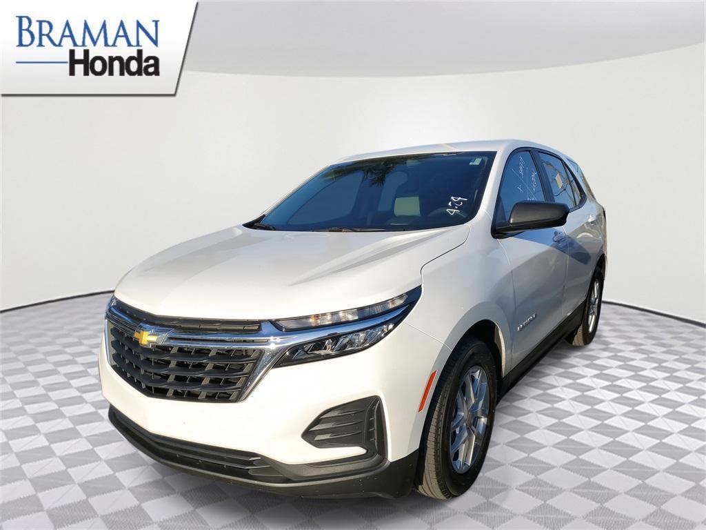 used 2024 Chevrolet Equinox car, priced at $22,995