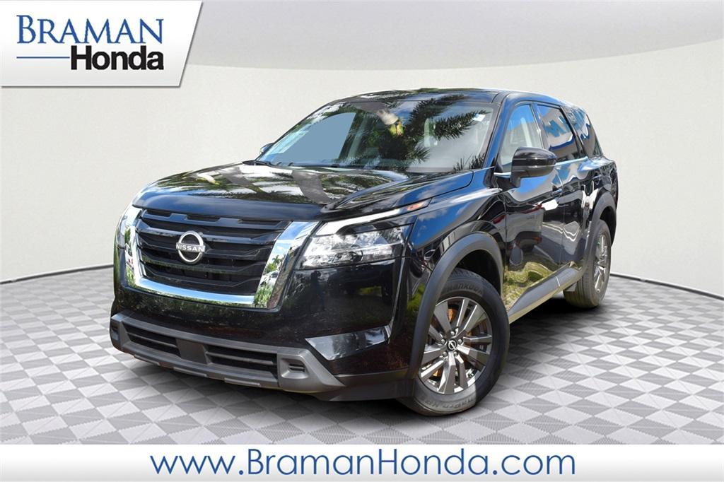 used 2022 Nissan Pathfinder car, priced at $27,976