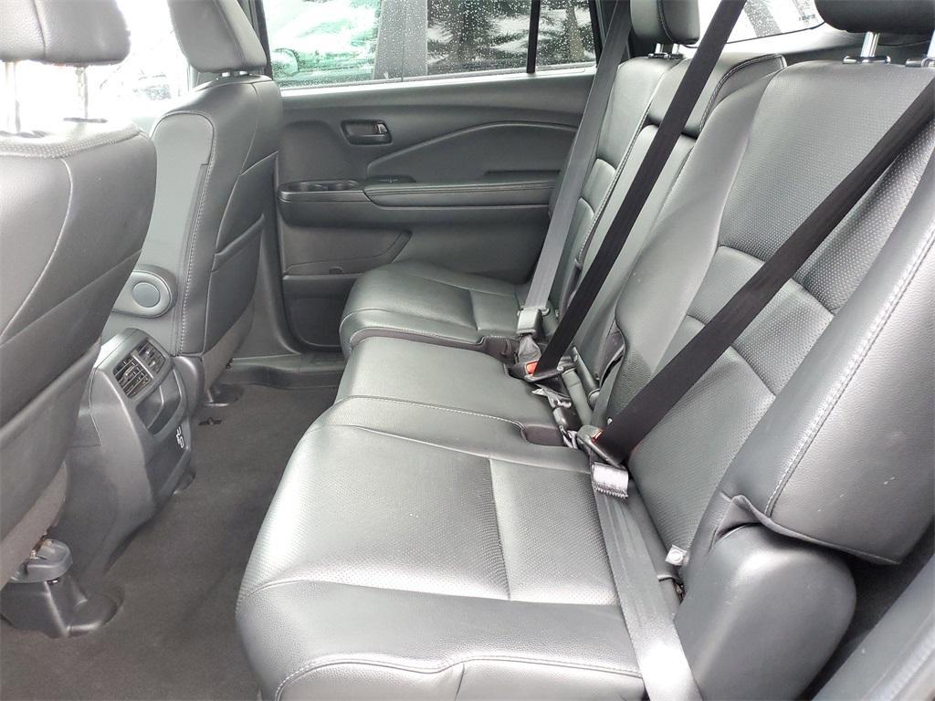 used 2022 Honda Passport car, priced at $28,634