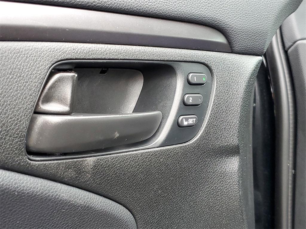 used 2022 Honda Passport car, priced at $28,634