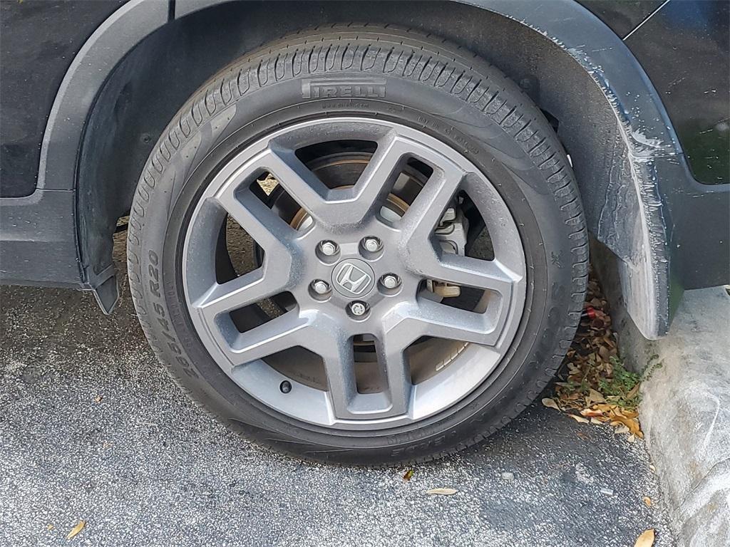 used 2022 Honda Passport car, priced at $28,634