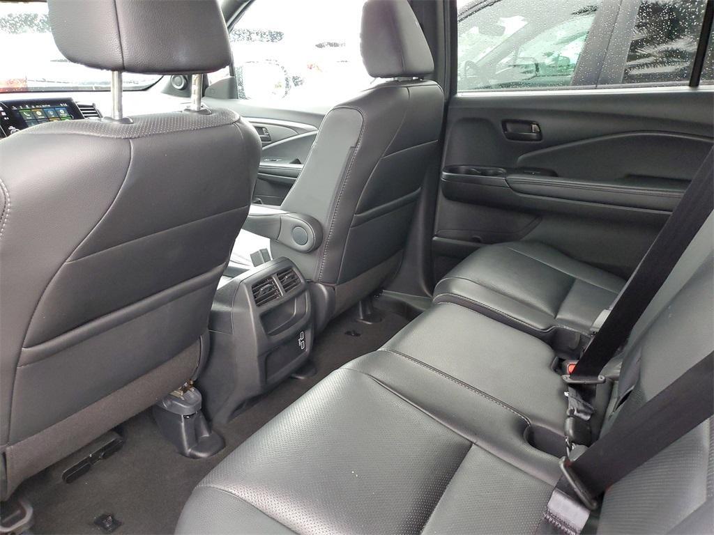 used 2022 Honda Passport car, priced at $28,634