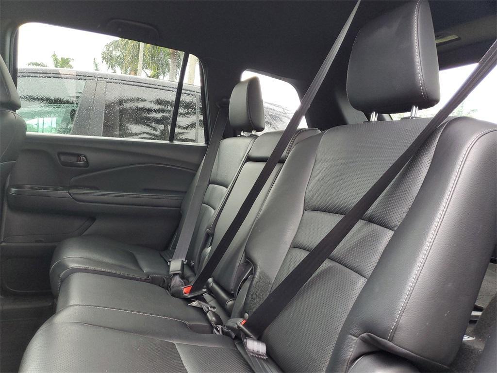used 2022 Honda Passport car, priced at $28,634