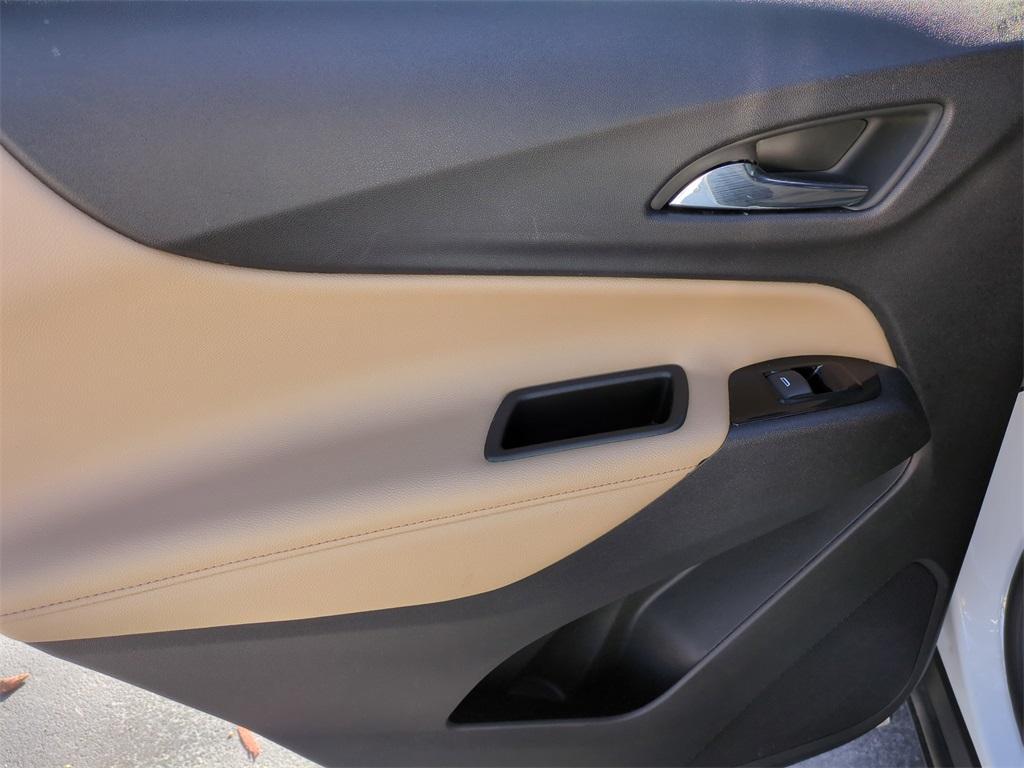used 2023 Chevrolet Equinox car, priced at $25,527
