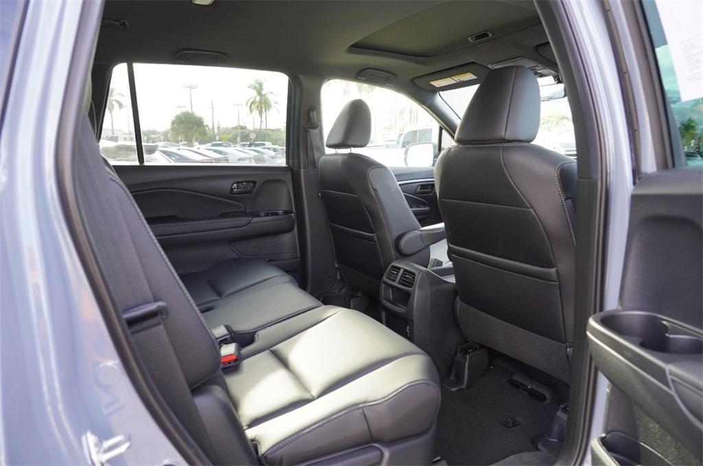 used 2023 Honda Passport car, priced at $31,822