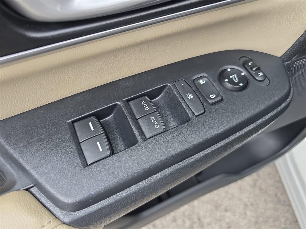 used 2019 Honda CR-V car, priced at $22,679