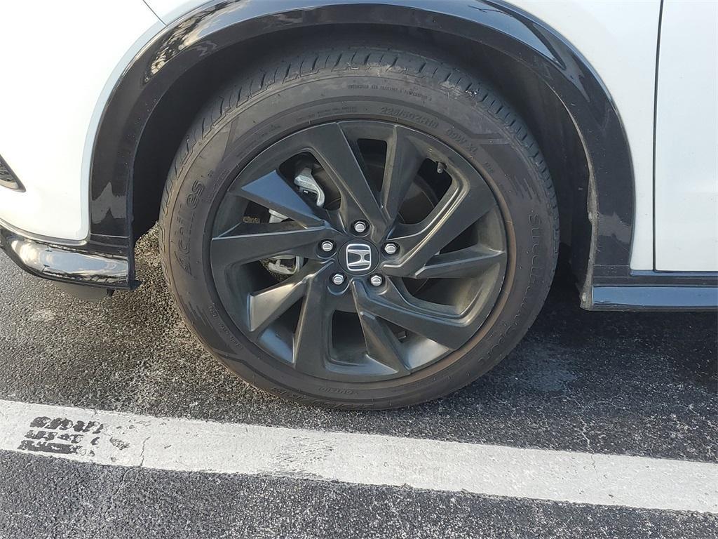 used 2022 Honda HR-V car, priced at $21,490