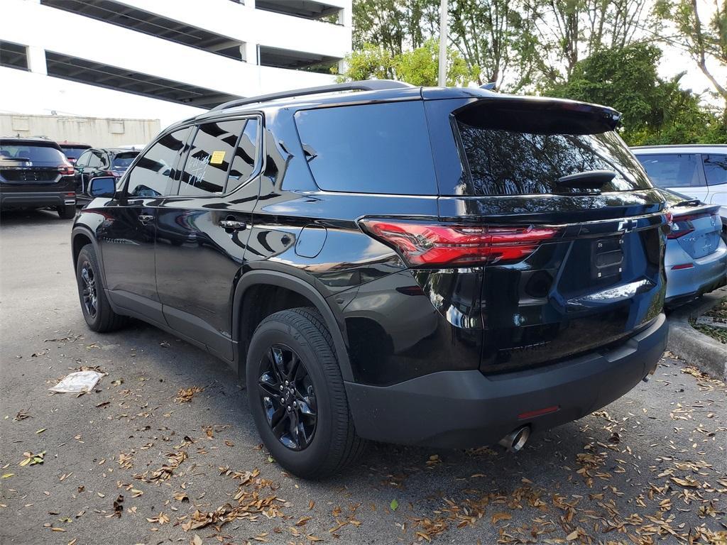 used 2022 Chevrolet Traverse car, priced at $24,722