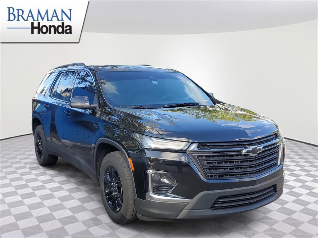 used 2022 Chevrolet Traverse car, priced at $24,722
