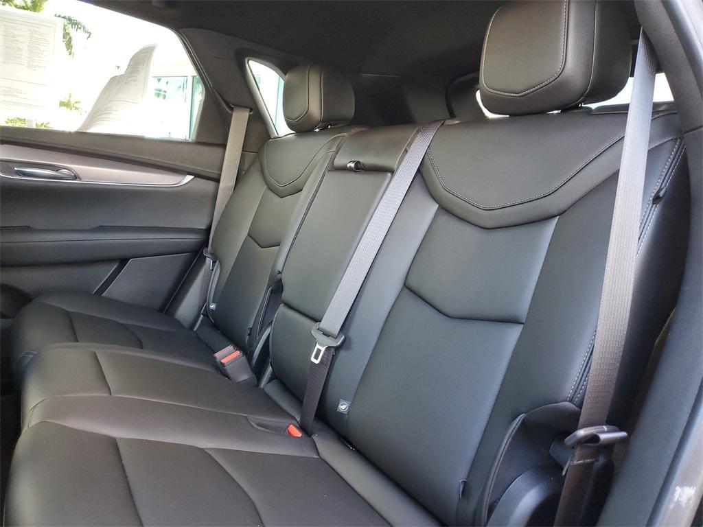 used 2023 Cadillac XT5 car, priced at $27,886