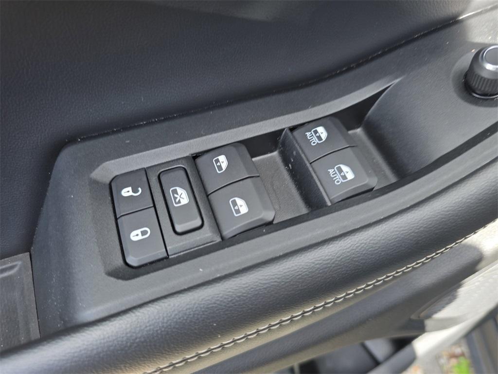 used 2023 Jeep Grand Cherokee car, priced at $26,967