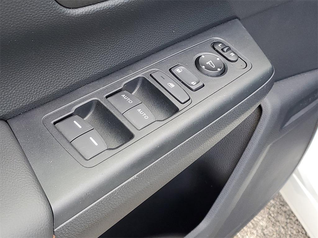 used 2025 Honda CR-V Hybrid car, priced at $36,800
