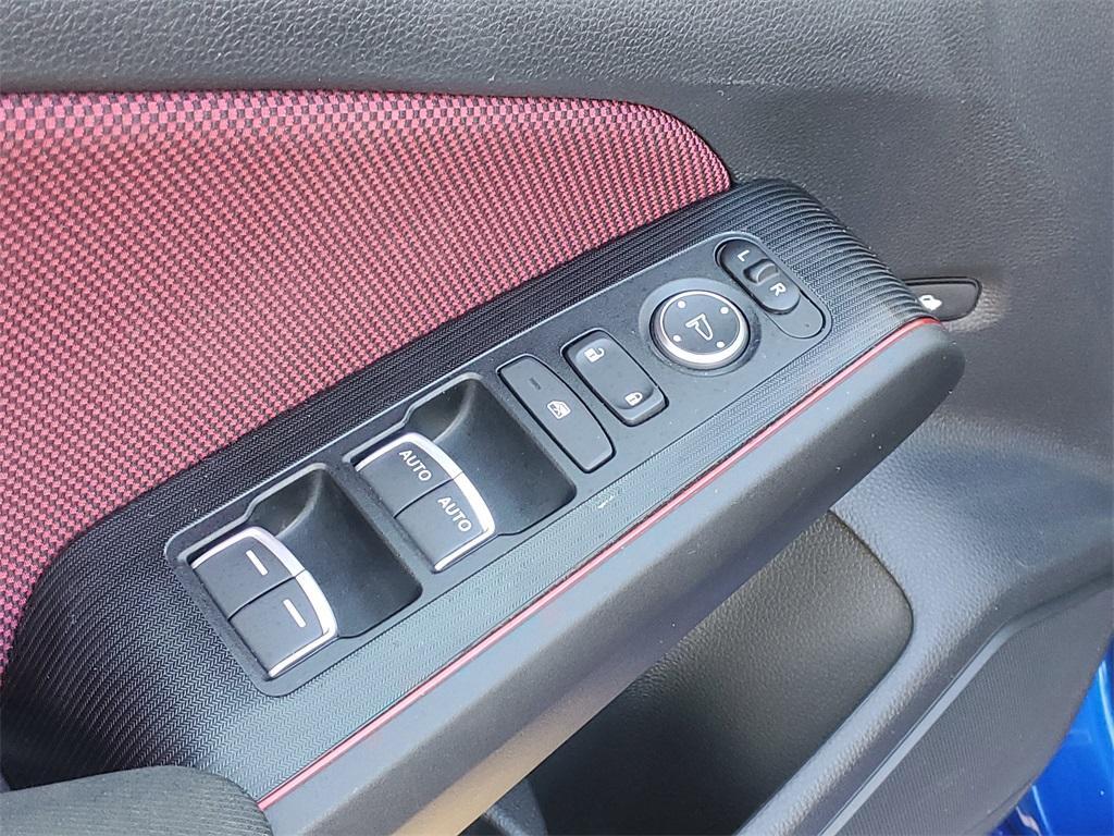 used 2022 Honda Civic Si car, priced at $28,357