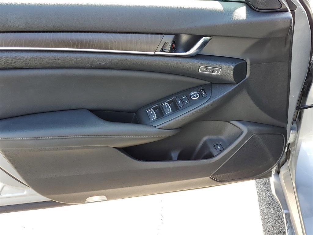 used 2019 Honda Accord Hybrid car, priced at $25,976