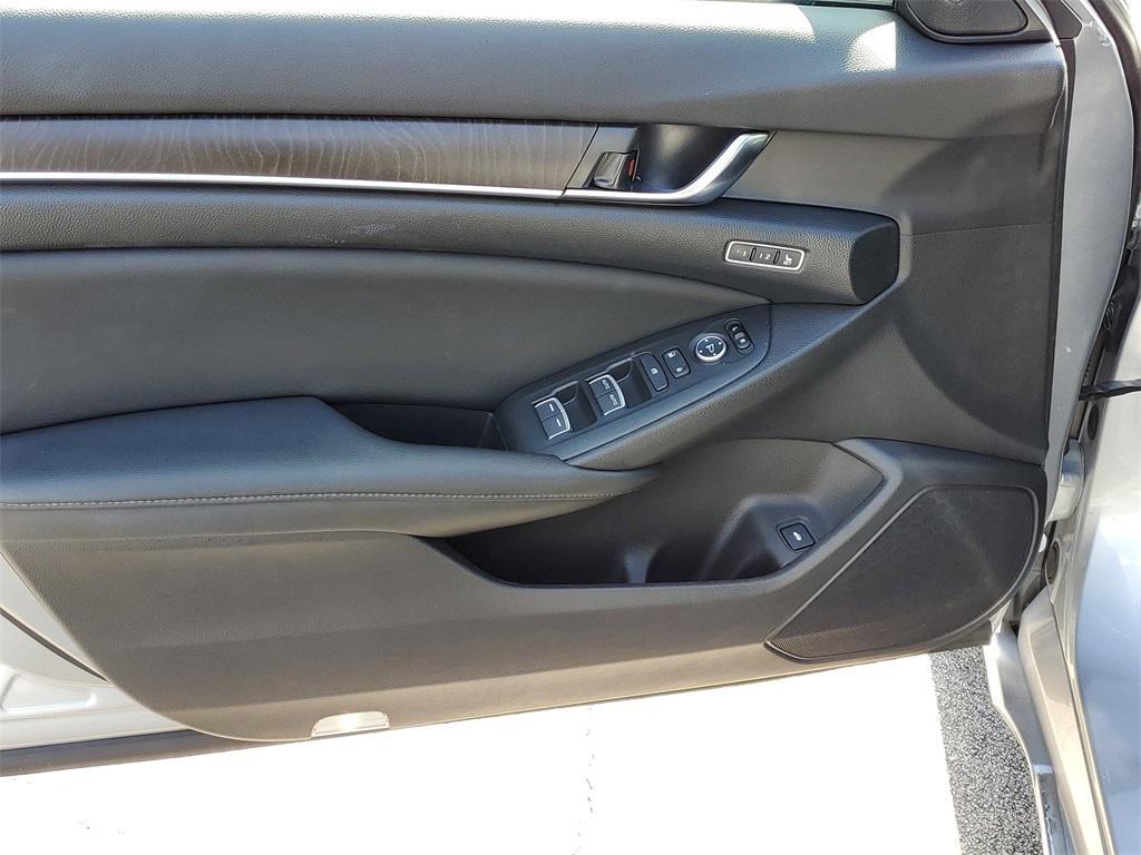 used 2019 Honda Accord Hybrid car, priced at $25,976