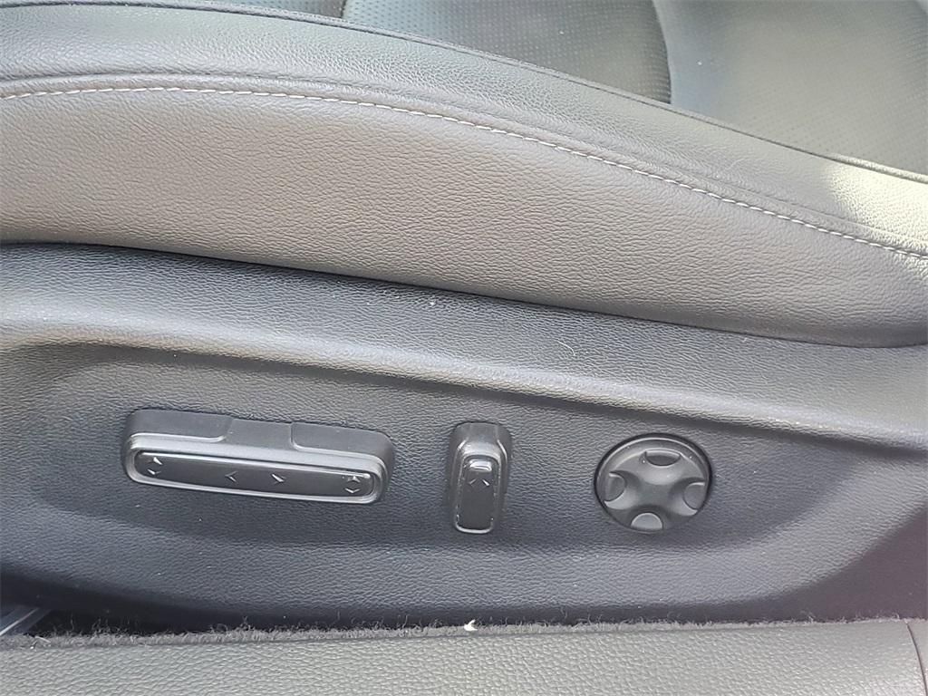 used 2019 Honda Accord Hybrid car, priced at $25,976