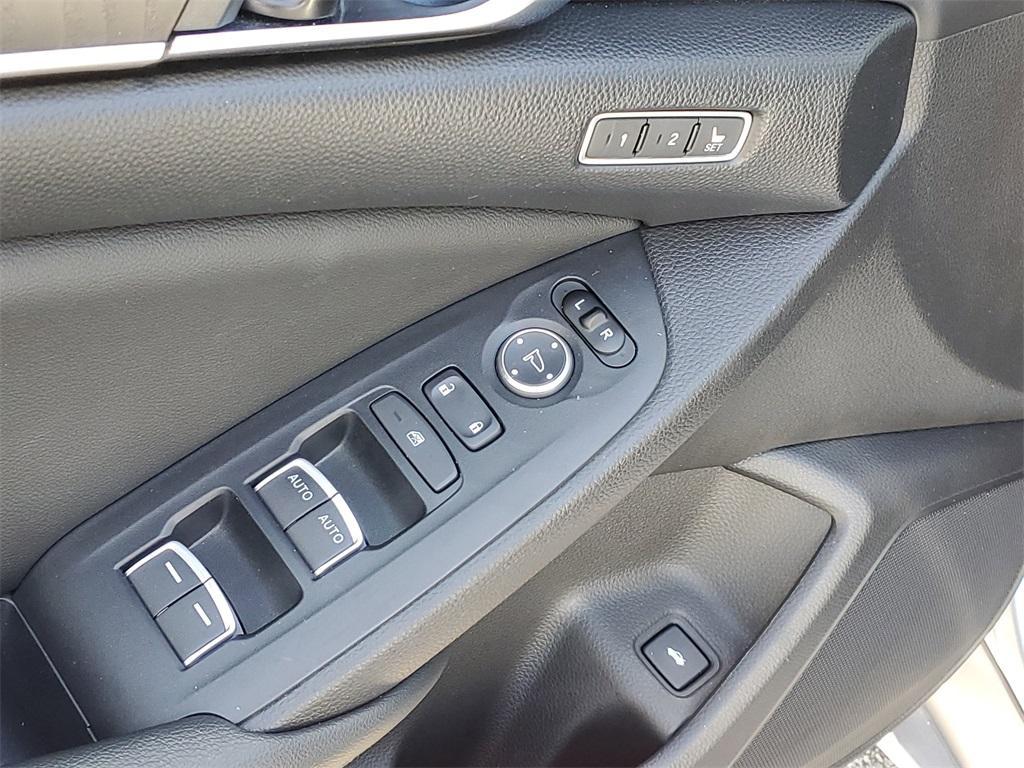 used 2019 Honda Accord Hybrid car, priced at $25,976