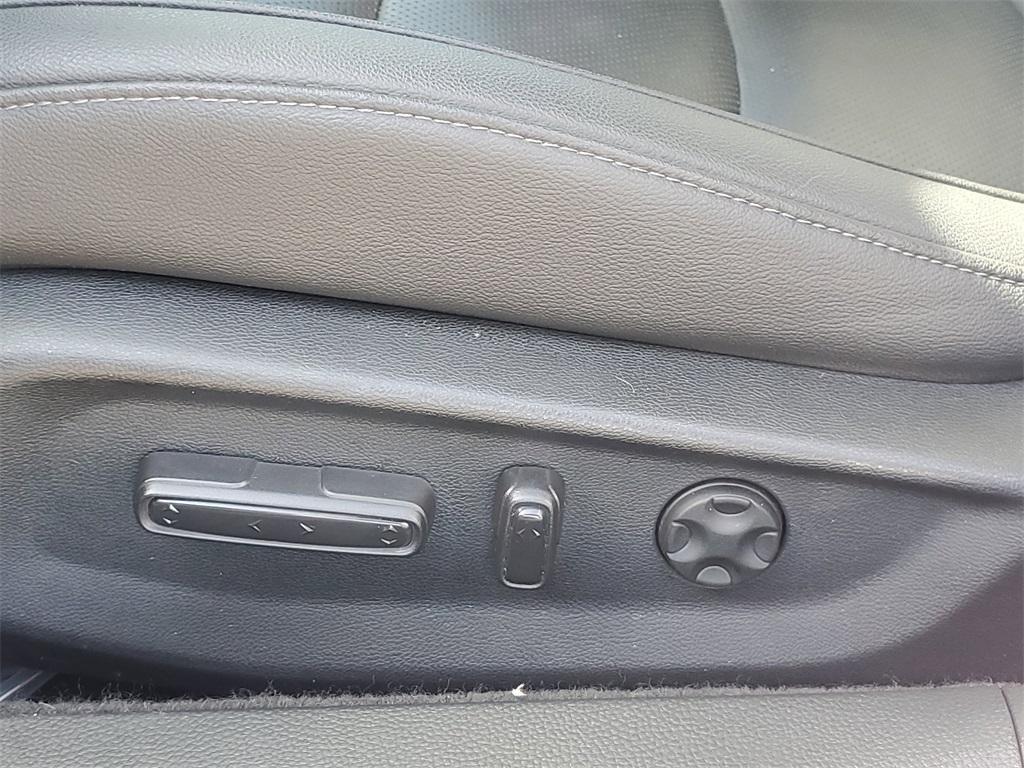 used 2019 Honda Accord Hybrid car, priced at $25,976