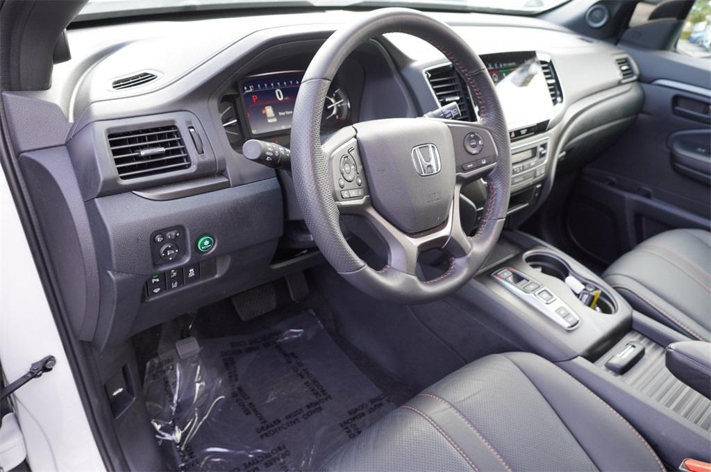 used 2023 Honda Passport car, priced at $35,925