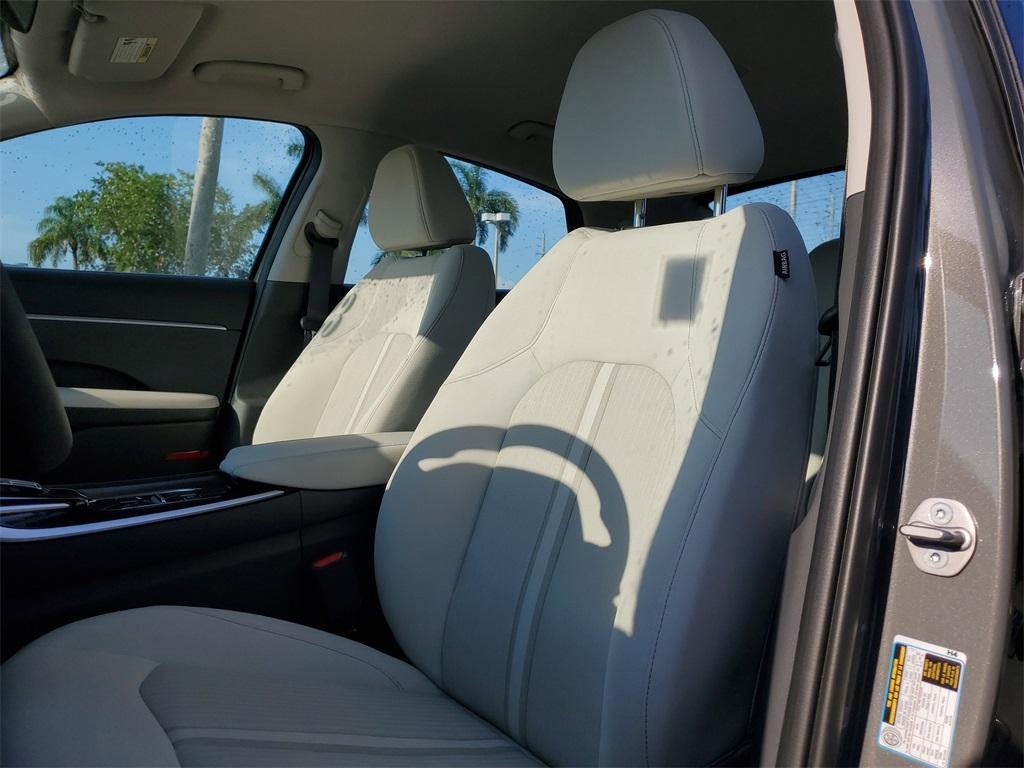 used 2023 Hyundai Sonata car, priced at $21,888