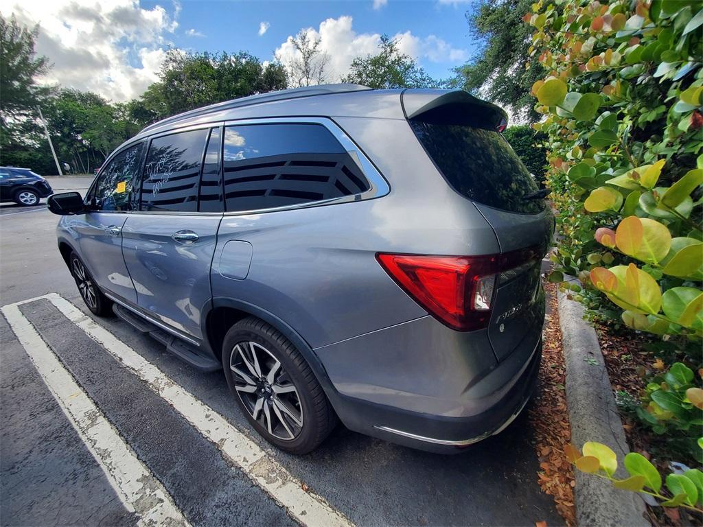 used 2021 Honda Pilot car, priced at $28,998
