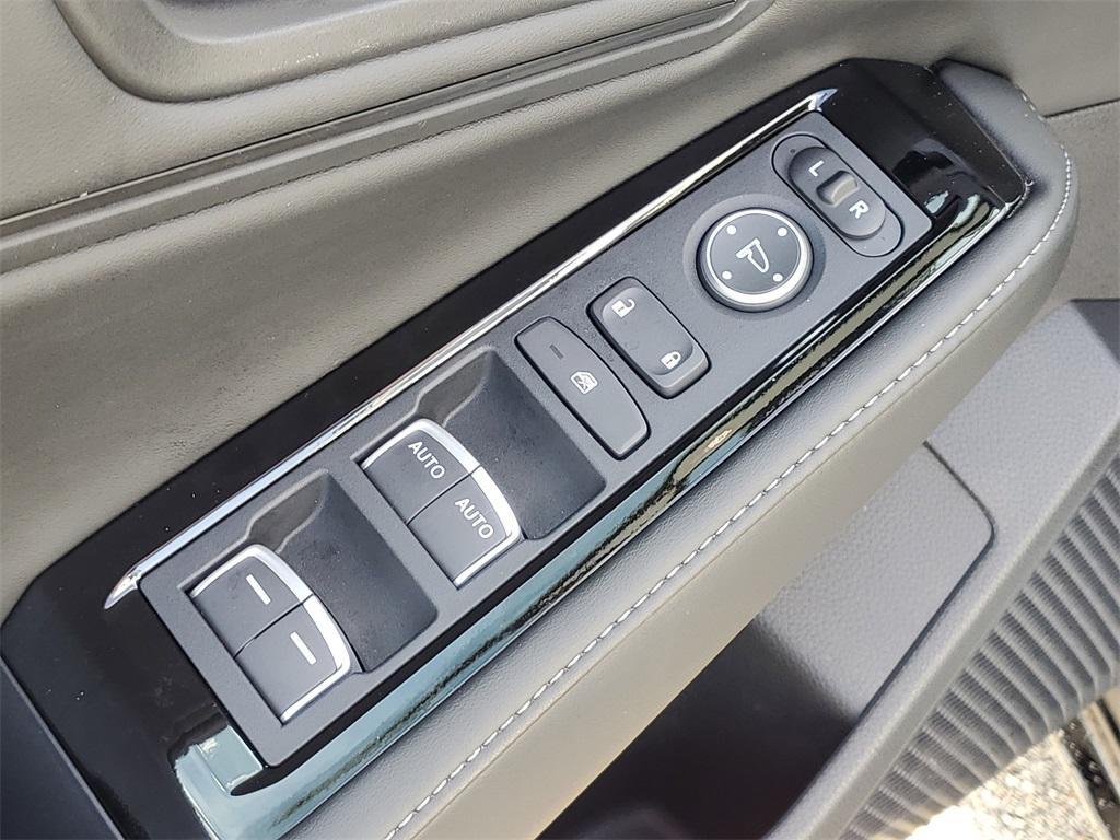 used 2025 Honda Accord Hybrid car, priced at $37,975
