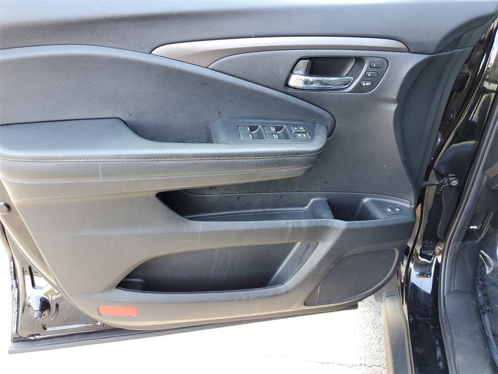 used 2021 Honda Passport car, priced at $27,883