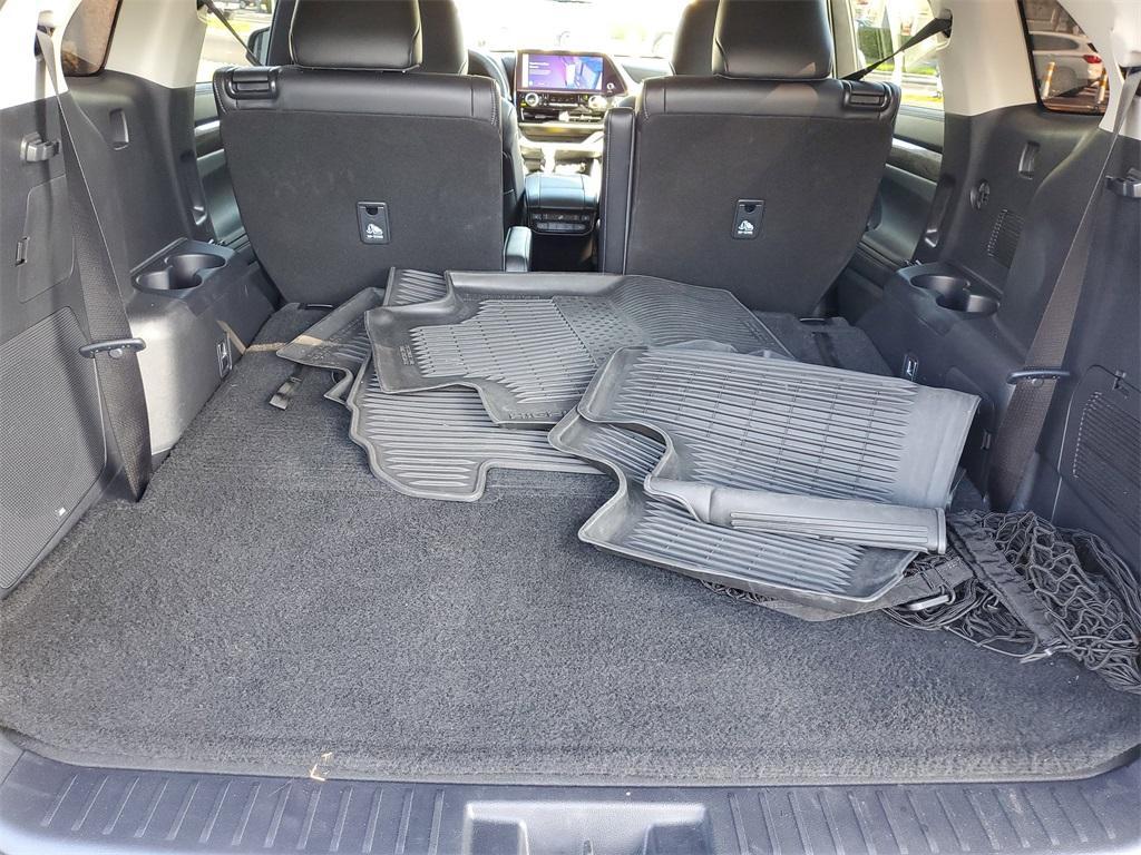 used 2024 Toyota Highlander car, priced at $47,560