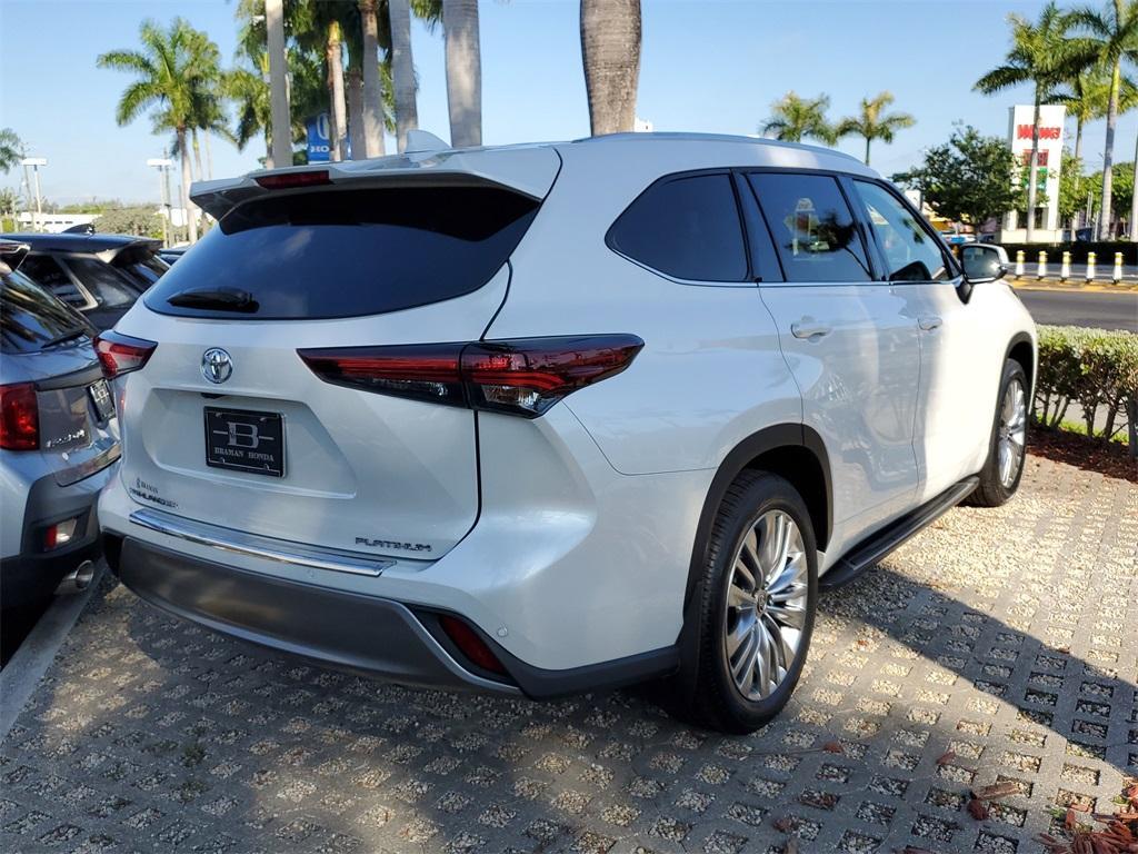 used 2024 Toyota Highlander car, priced at $47,560