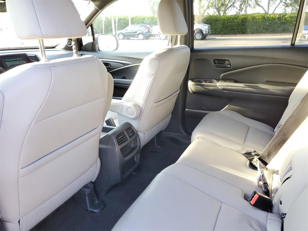 used 2022 Honda Passport car, priced at $29,987