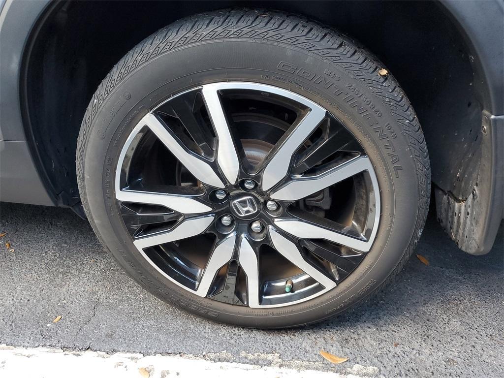 used 2022 Honda Pilot car, priced at $35,300