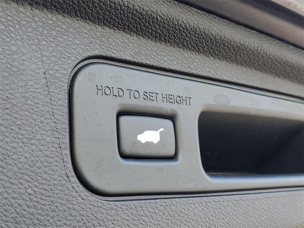 used 2023 Honda Odyssey car, priced at $36,927