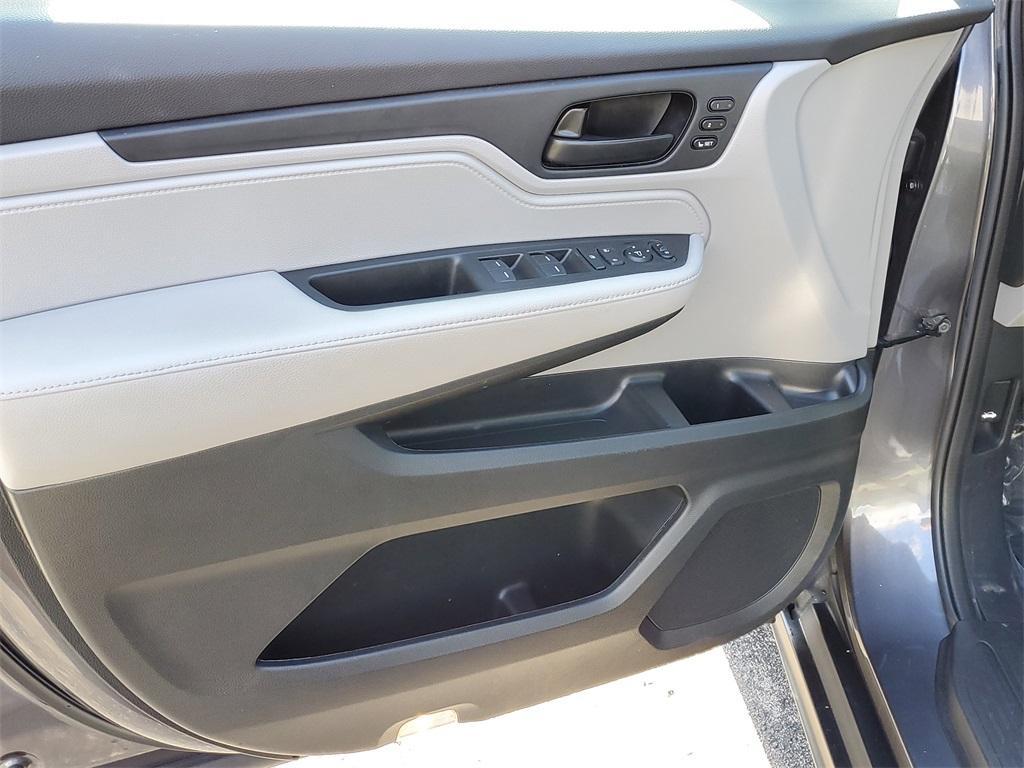 used 2023 Honda Odyssey car, priced at $36,927